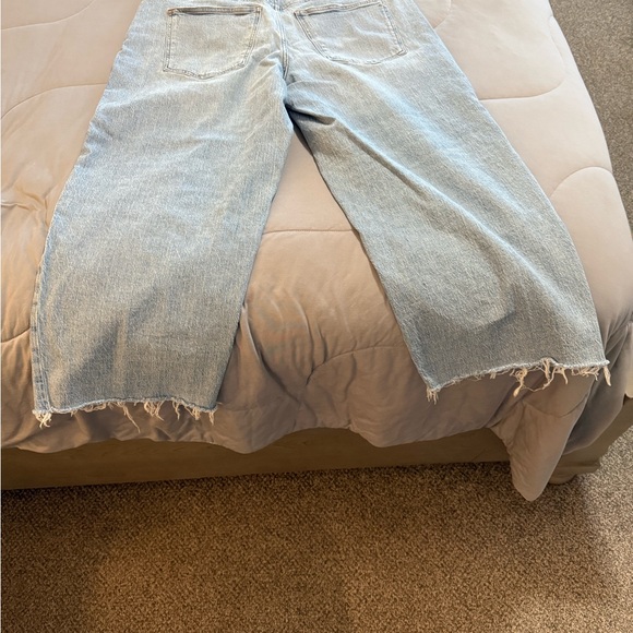 Madewell: The Curvy Perfect Vintage Wide-Leg Crop Jean - Picture 8 of 11